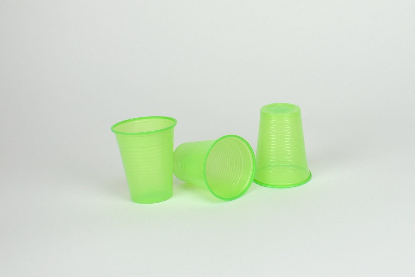 Plastbägare D-Touch Grön transparent 180ml 3000st