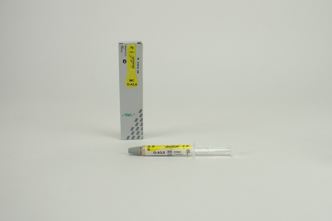 Initial MC Paste opaque O-A3,5 3g