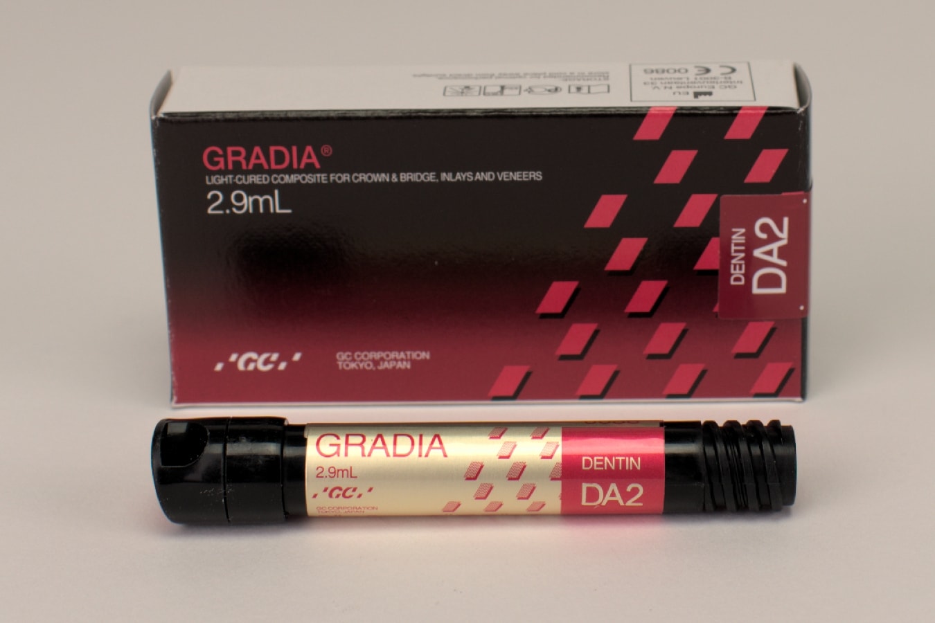 Gradia Dentin DA-2 2,9ml spruta