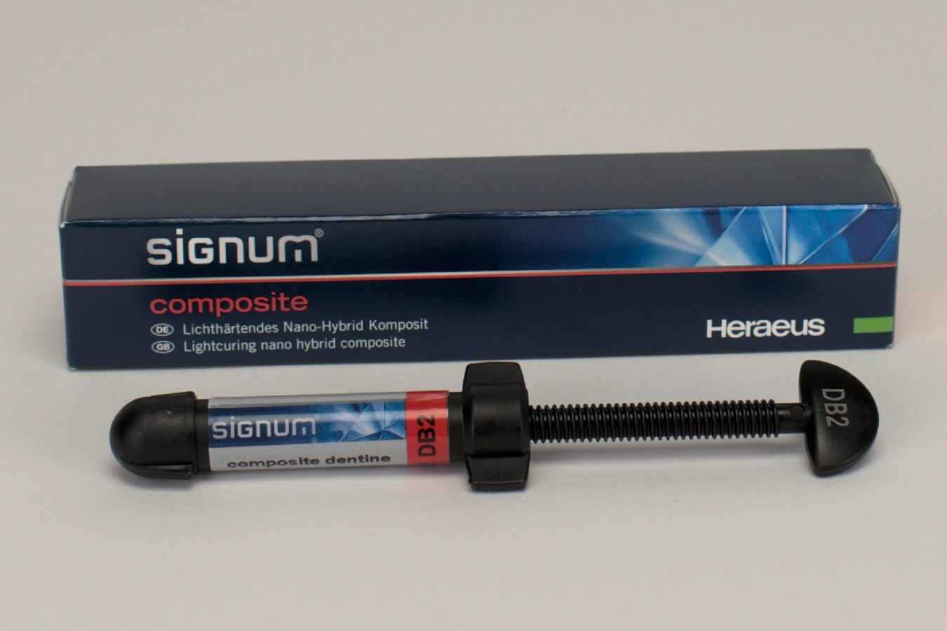 Signum composite dentin B2 4g