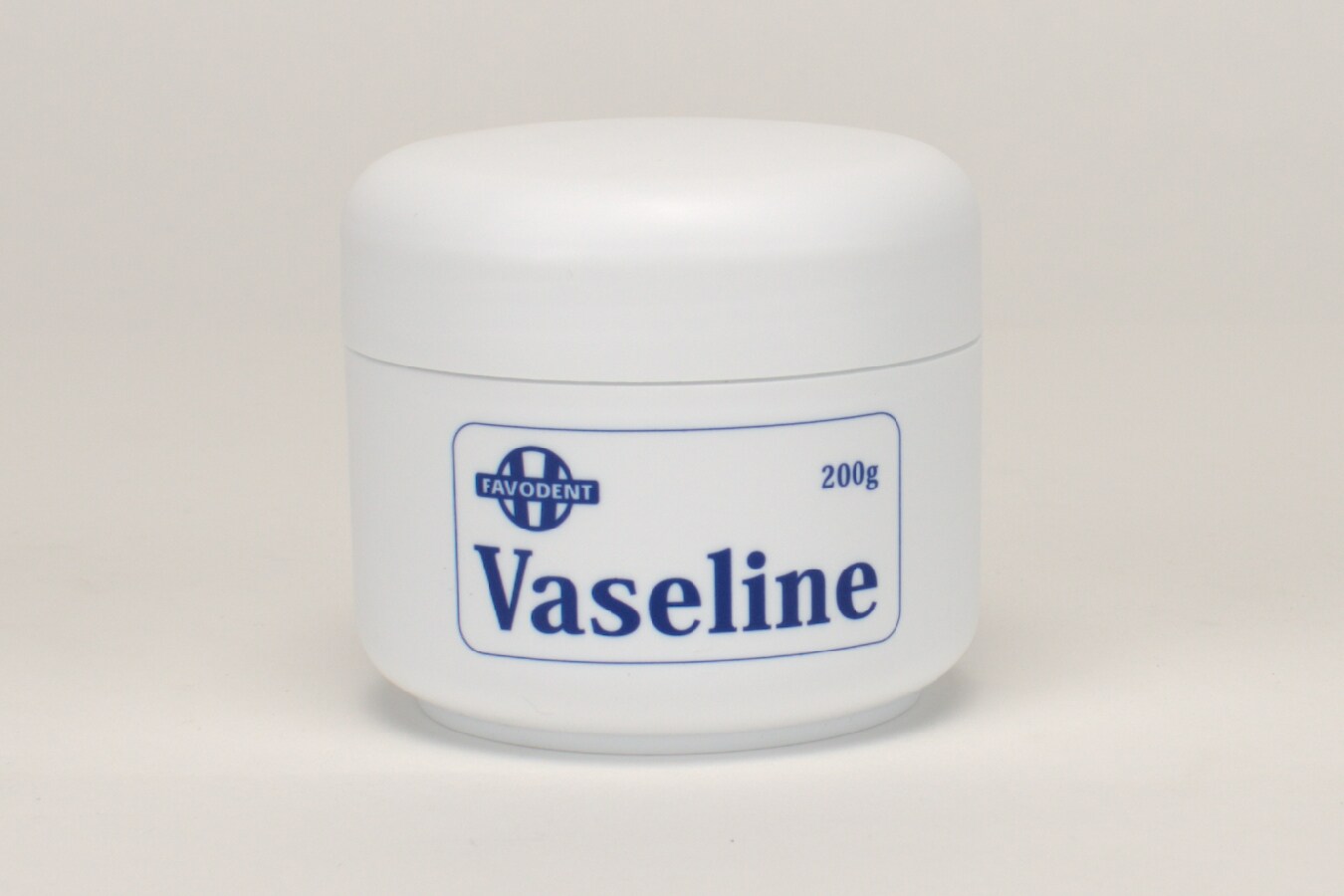 Vaselin Favodent 700 200g